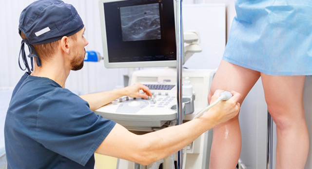 УЗД колінного суглоба: що показує, показання, як проходить процедура